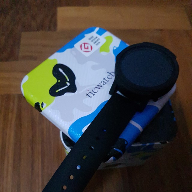Ticwatch e clearance box