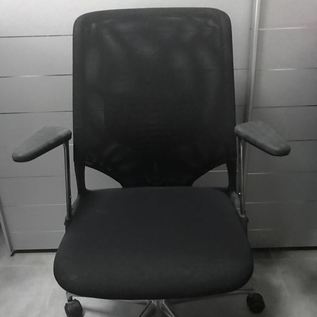 Vitra Meda 2 Office Chair