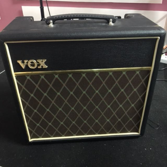 Vox Pathfinder 15R Hobbies Toys Music Media Musical