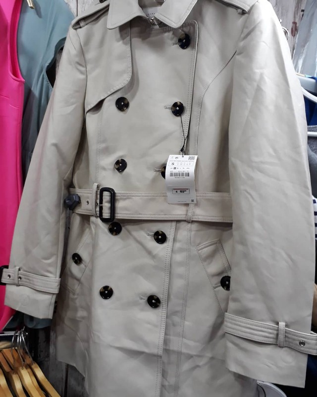 harga coat zara