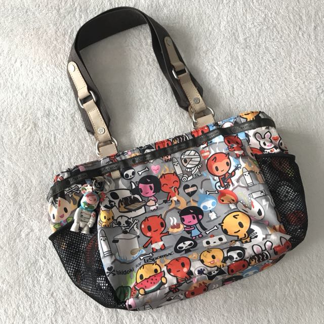 Authentic Tokidoki for LeSportsac tote bag (Category: Purses & Pouches) located in Makati City. Submitted by berluxe.ph (Listing ID 153226502, Image 1). Description: Authentic item! Preloved in Excellent condition Signs of usage can be seen but no flaws! Bought from Japan .