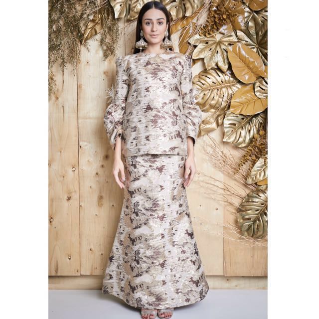 Design Baju Kurung Brocade 