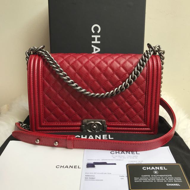 Chanel boy 28 cm red caviar rhw # 19, Luxury, Bags & Wallets on