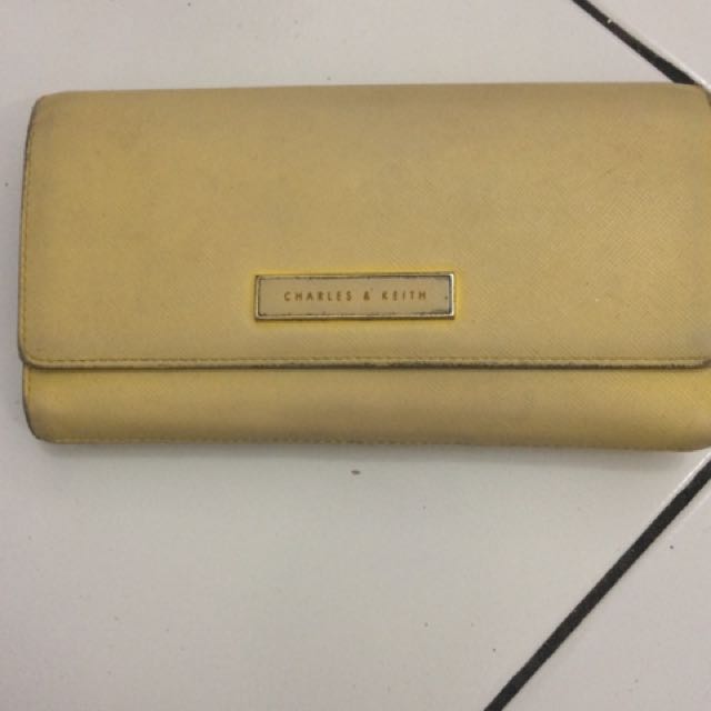 charles and keith pvj