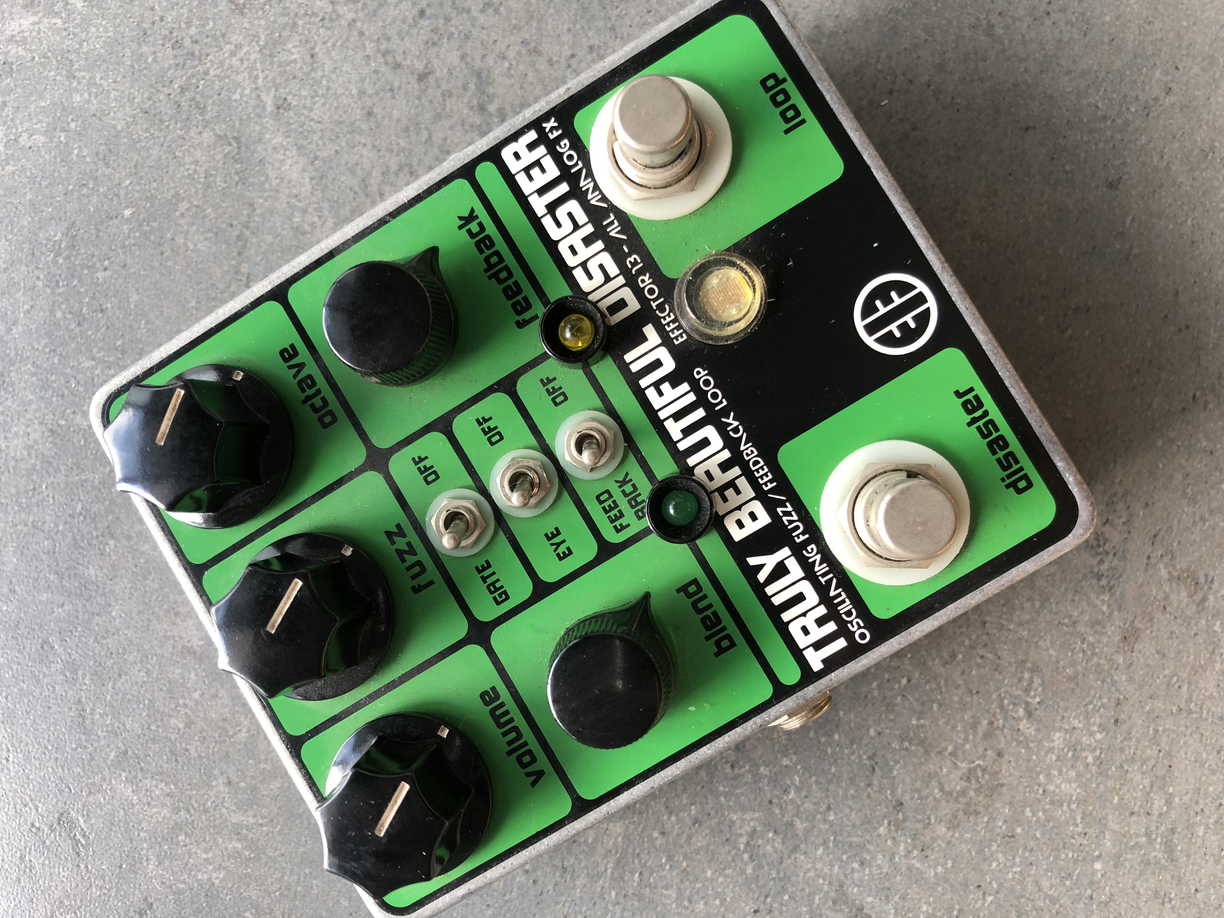 EFFECTOR 13 TRULY BEAUTIFUL DISASTER Guitar Bass Effects Pedal Rare