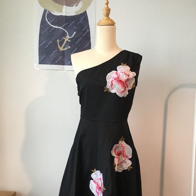 evening dresses size 10