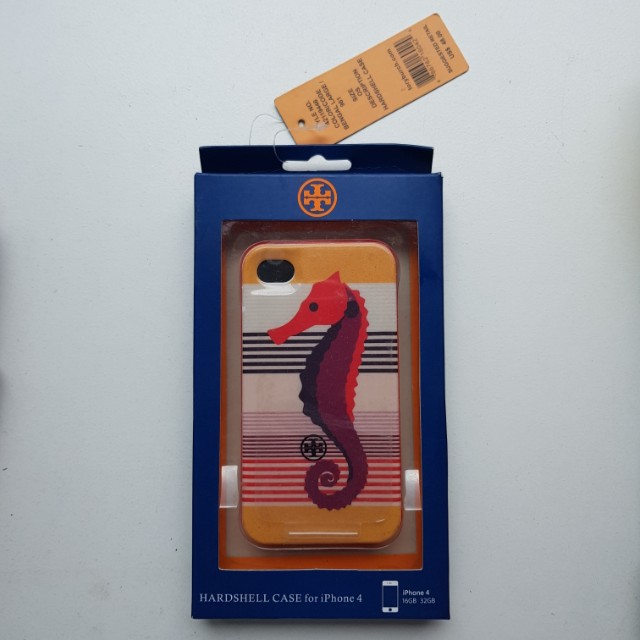 Hardshell phone case for iPhone 4 (Category: Cases & Sleeves) located in Makati City. Submitted by mari.anina (Listing ID 153273338, Image 1). Description: Hardshell phone case for iPhone 4 Brand New, unused RFS: excess, decluttering MOP: BPI.
