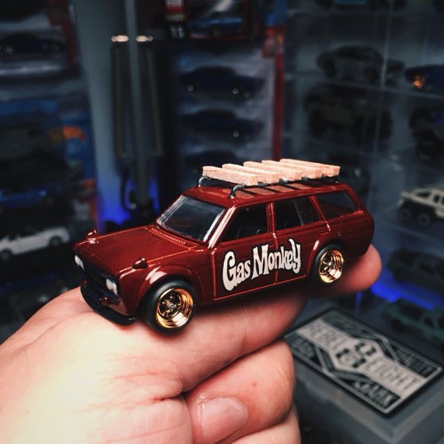 Hotwheels datsun bluebird 510 wagon custom gas monkey Hobbies