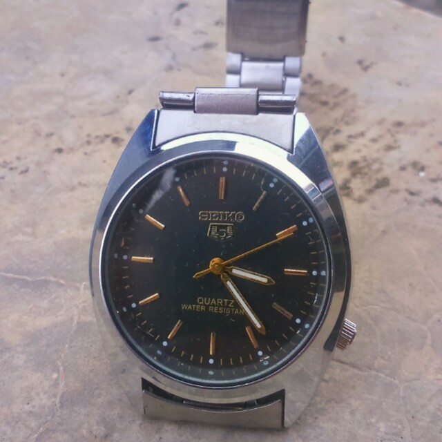 Jam Tangan Seiko 5 Kondisi Mulus Fesyen Pria Jam Tangan Di Carousell