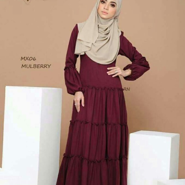 Jubah Princess Cut Women s Fashion Muslimah Fashion Dresses on