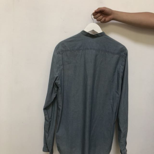 Kemeja Koko Denim H M Ukuran Medium Fesyen Pria Pakaian Di Carousell