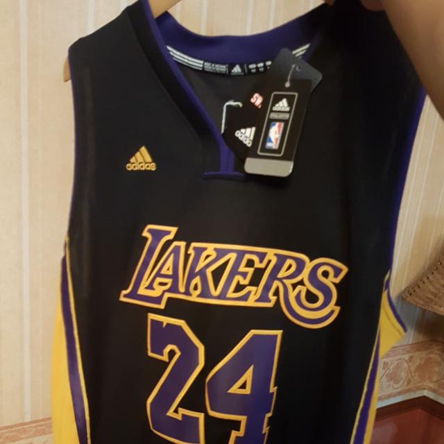 24 lakers shirt