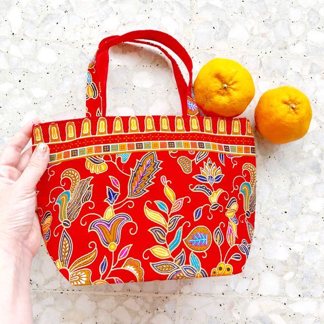 (Reserved) Batik CNY Mandarin Orange Bag Handmade in Singapore, Women's ...