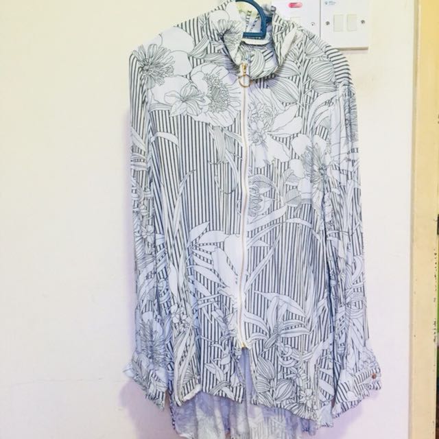 Rope shirt, Women's Fashion, Tops, Shirts on Carousell