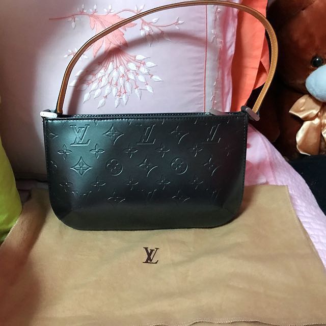 Vintage Authentic Louis Vuitton Monogram Mat Fowler France w Dust Bag SMALL  For Sale at 1stDibs