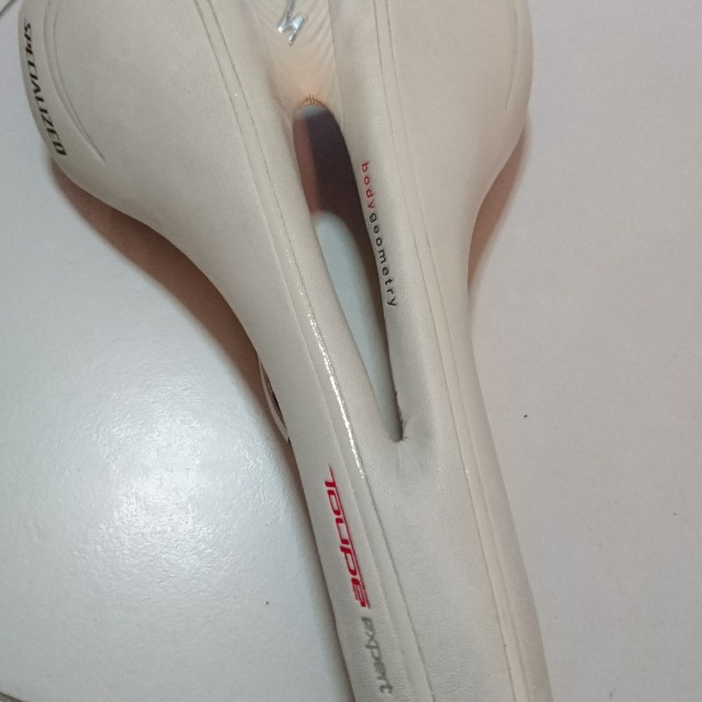 specialized toupe expert gel saddle