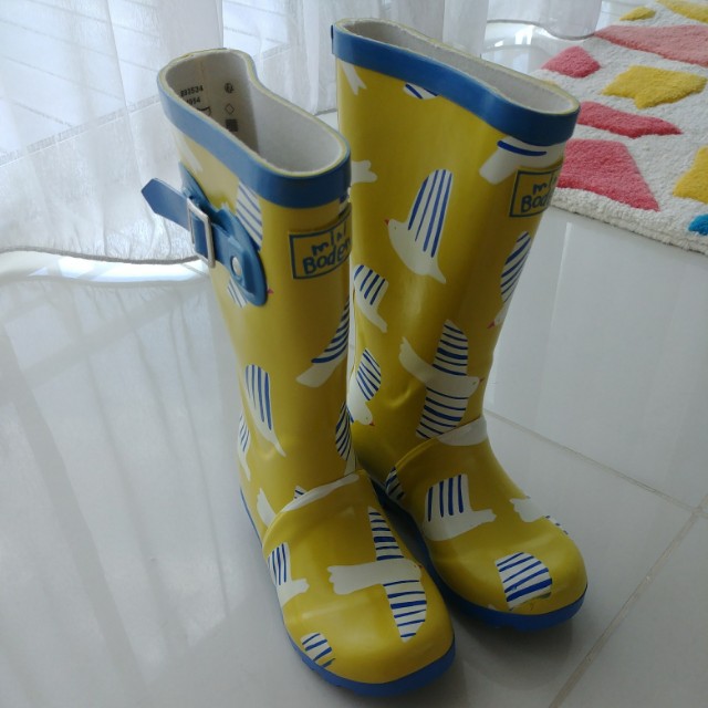 mini boden rain boots