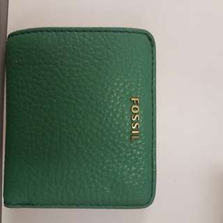 BNWT MADISON BIFOLD SPRING GREEN WALLET