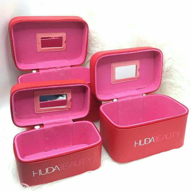 3 In 1 Makeup Bag Huda Beauty Health Beauty Makeup On Carousell