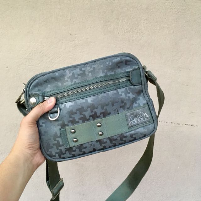 Arnold palmer sling on sale bag