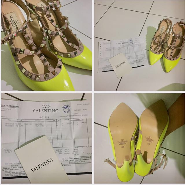 Valentino rock stud pumps (noir) | Trunk Show Designer Consignment