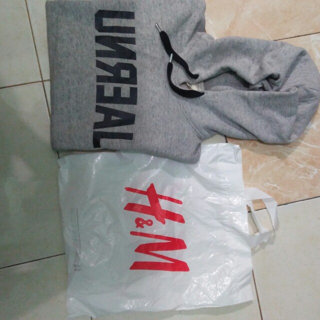 unreal hoodie h&m