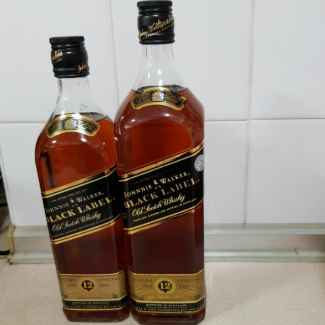 Johnnie walker old scotch whisky black label, Food