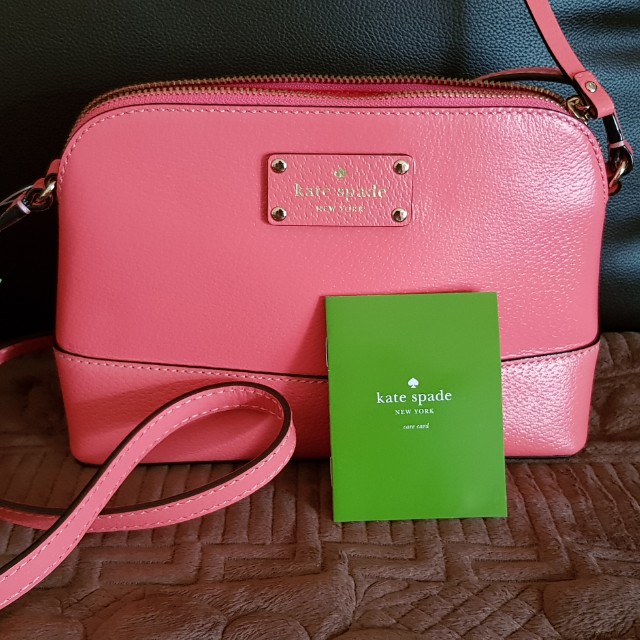 Price reduced U.P 220 Kate Spade wellesley hanna crossbody Bag Luxury Bags Wallets on Carousell