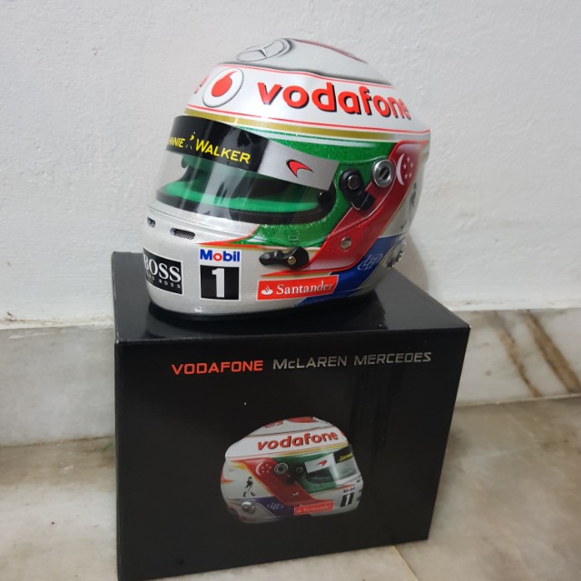 Lewis Hamilton Singapore Helmet