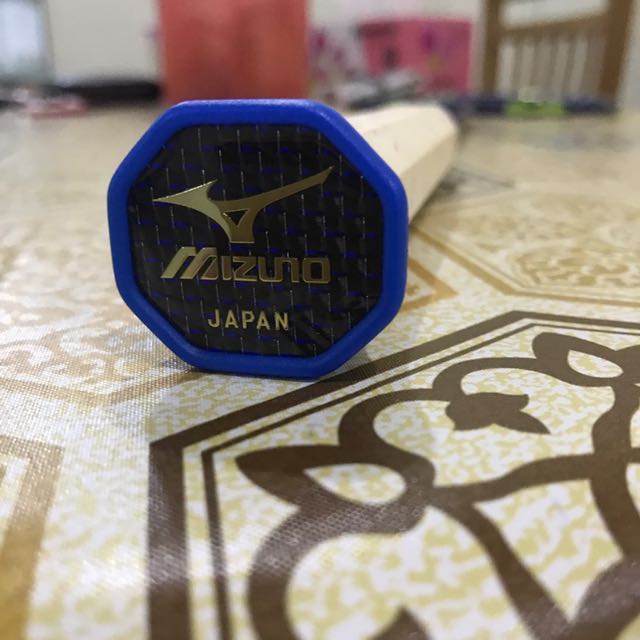 mizuno valour 1