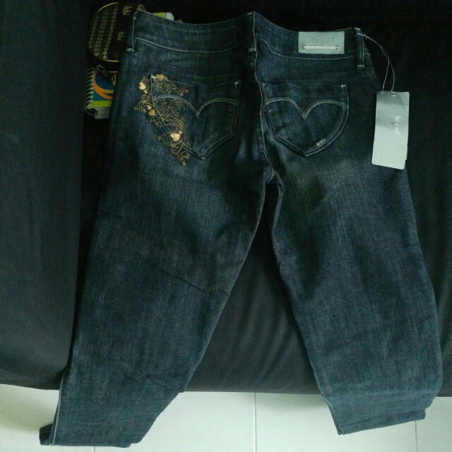 levi's the original yoga pants