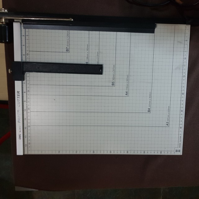 Paper cutter bought 4k at National Bookstore, Hobbies & Toys