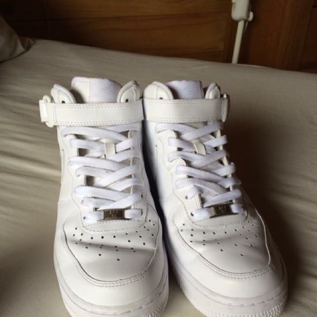 white nike high tops womens