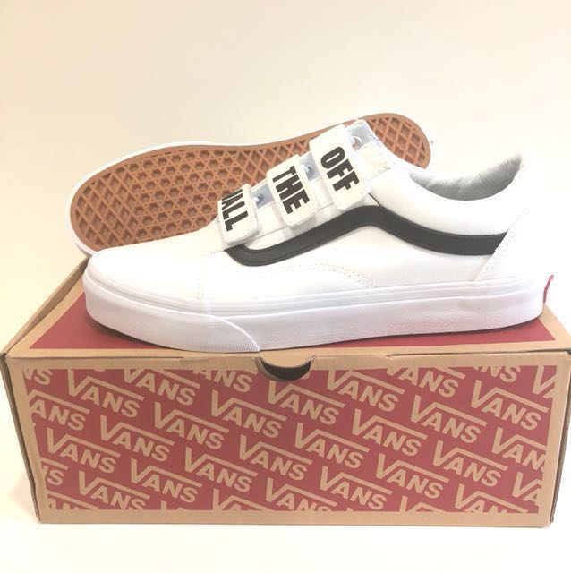 White velcro vans clearance off the wall