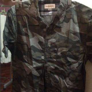 Camouflage formal polo