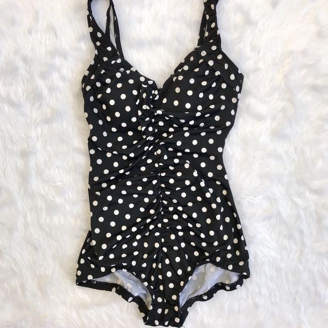 Branded one piece (Category: Traditional & Ethnic wear) located in Manila. Submitted by chatdv (Listing ID 153547387, Image 1). Description: .