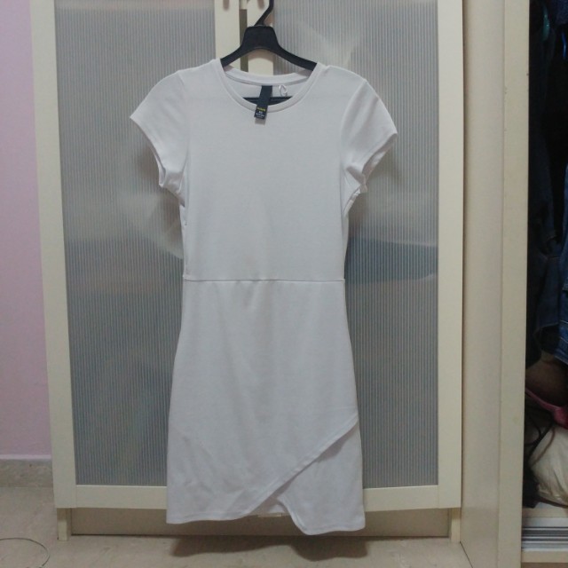 white bodycon shirt dress