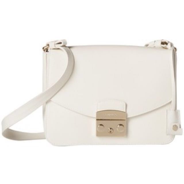 furla metropolis small shoulder bag