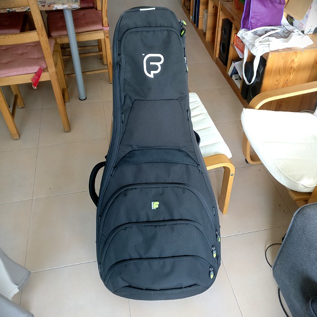 Fusion Urban Acoustic Dreadnought Guitar Gig Bag