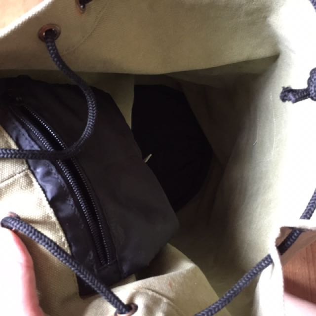 Kathmandu Circuit Duffel V2 20L, Women's Fashion, Bags & Wallets, Crossbody Bags on Carousell