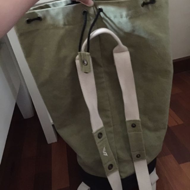 Kathmandu Circuit Duffel V2 20L, Women's Fashion, Bags & Wallets, Cross