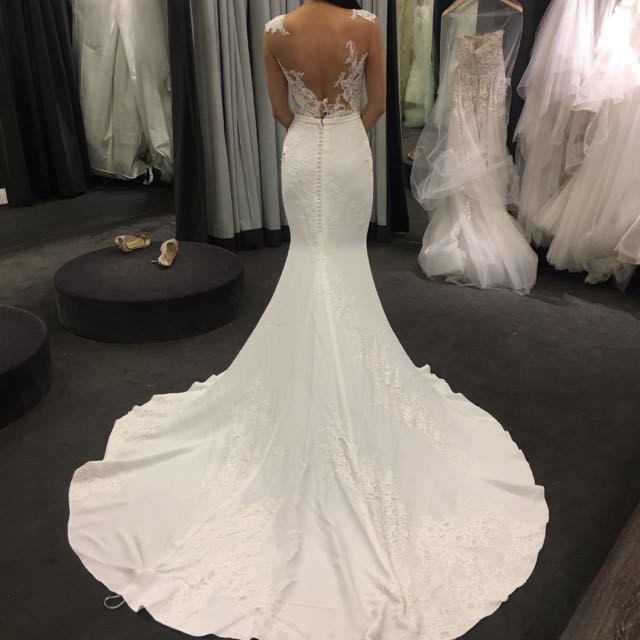 Pronovias vicenta top used