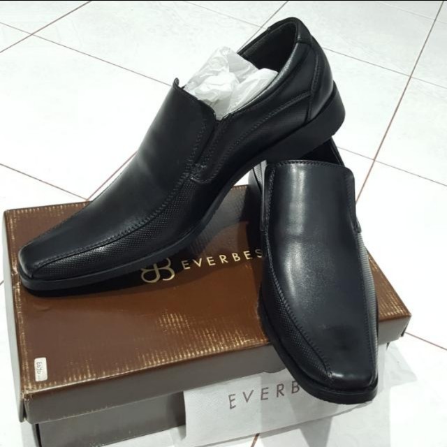 Sepatu Pantofel Pria Uk 41 Merk Everbest New Fesyen Pria Sepatu Sandal Di Carousell