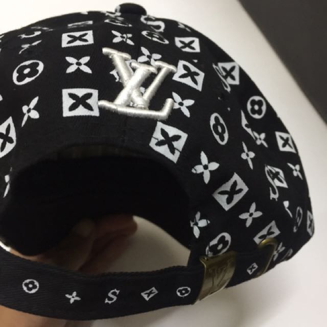 Louis Vuitton Supreme Hat Black
