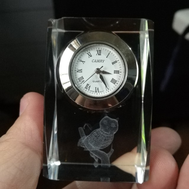 Table clock crystal with owl design (Category: Tables & Sets) located in Quezon City. Submitted by toys_r_here (Listing ID 153564082, Image 2). Description: What u see is what u get Ship or meet pwed.