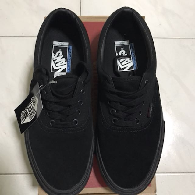 Vans Era Pro Blackout, Men's Fashion 