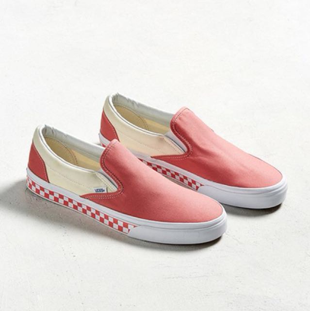 vans checkerboard sidewall slip on