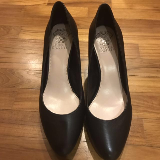 Vince camuto platform pumps Outlet
