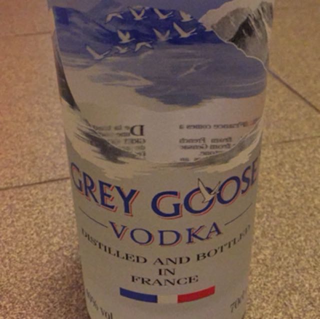 Vodka （分類：酒精飲料）位於 Hong Kong。 由 gordonchill 提交（商品編號 153572269，圖片 2）。簡介： 。