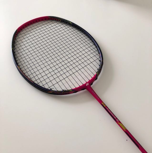 Voltric Z Force II (Lee Chong Wei version), Sports Equipment 